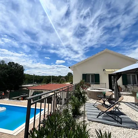 Calma Villa